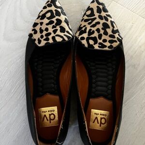 DV by Dolce Vita Black Flats with Leopard Print Pointed Toe
